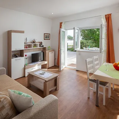Apartment Iva Vranjes