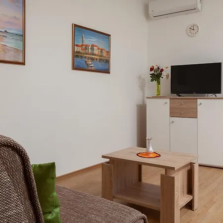 Iva Vranjes Apartment